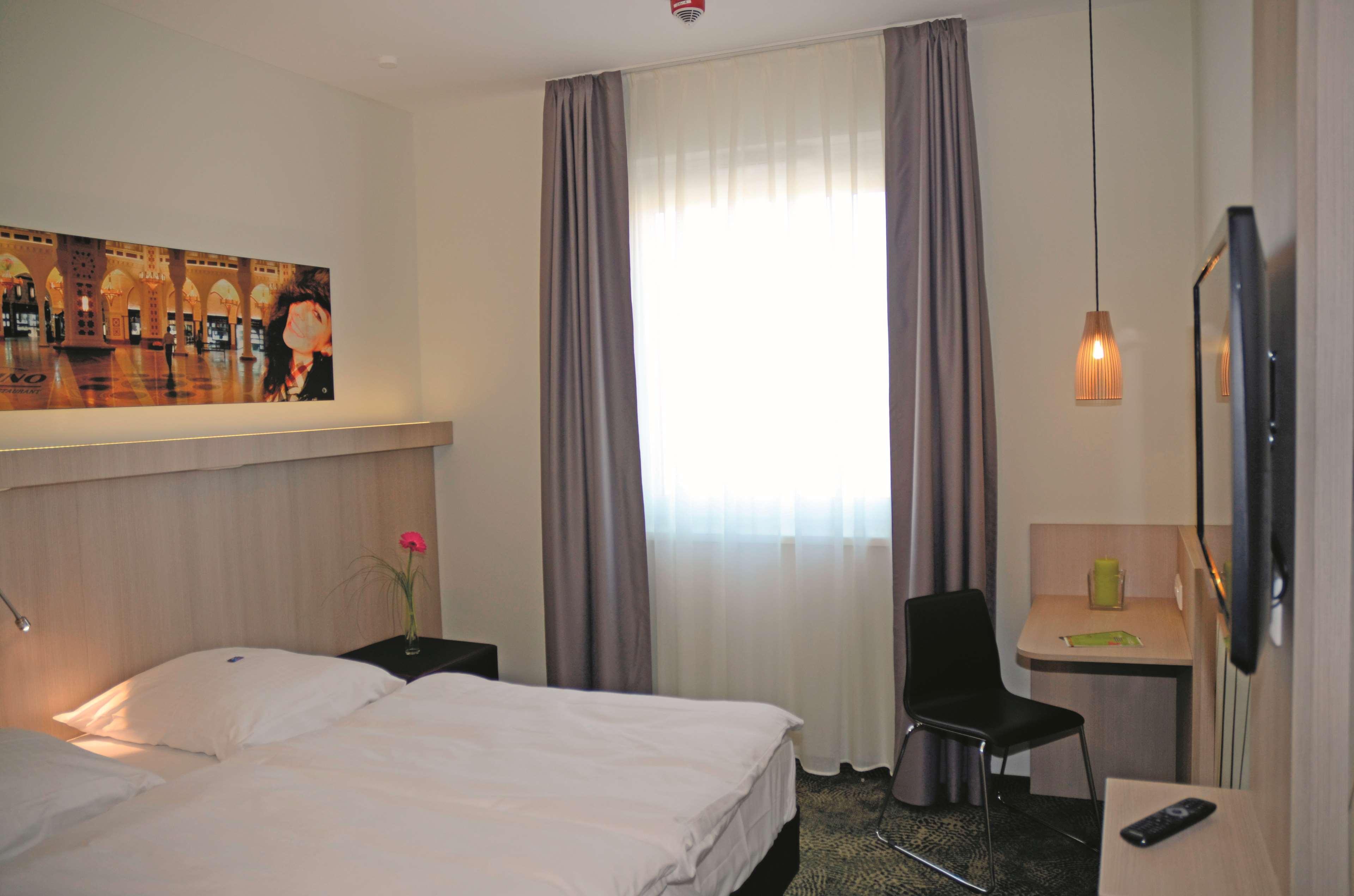 Best Western Hotel Bad Rappenau Exterior foto