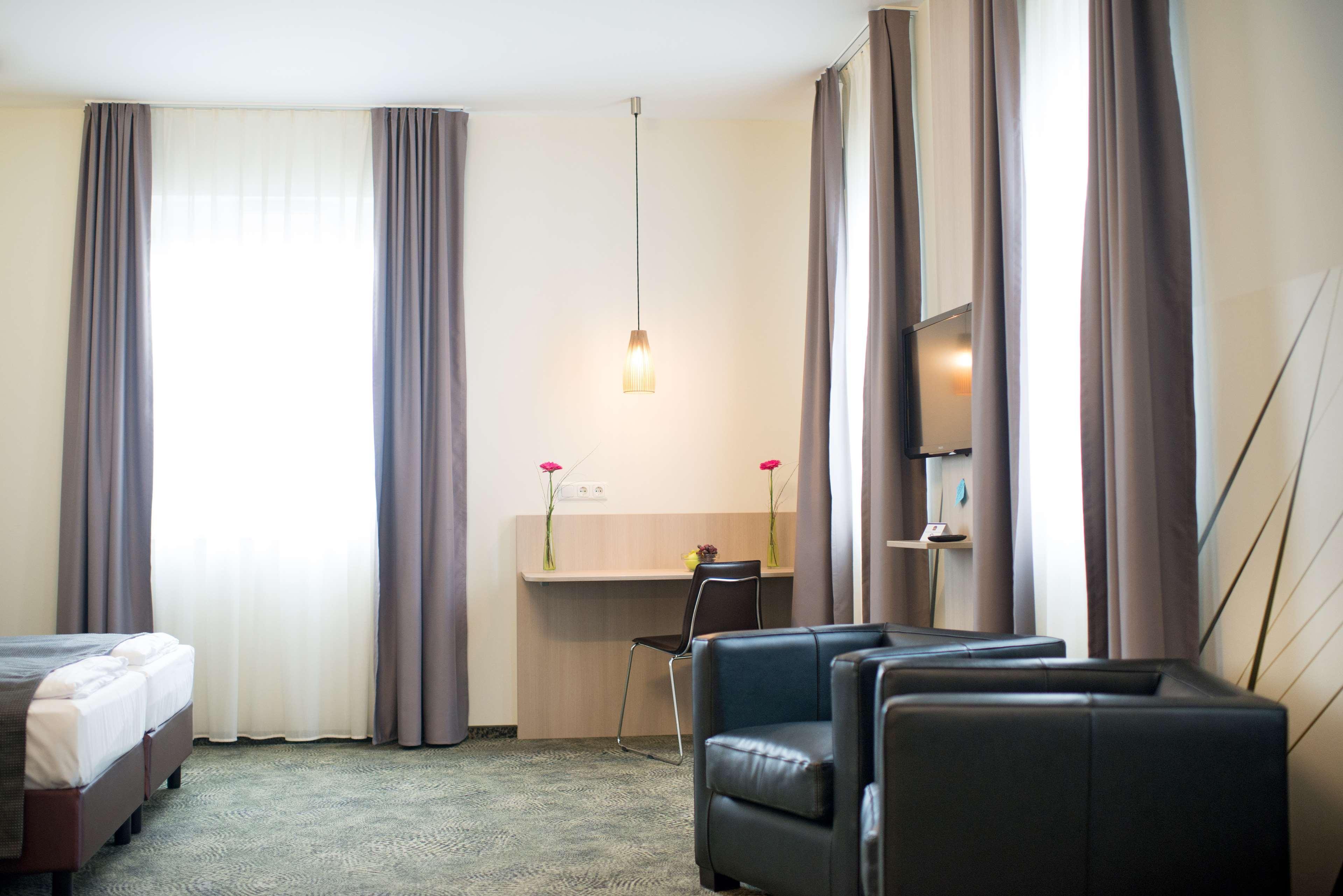 Best Western Hotel Bad Rappenau Exterior foto